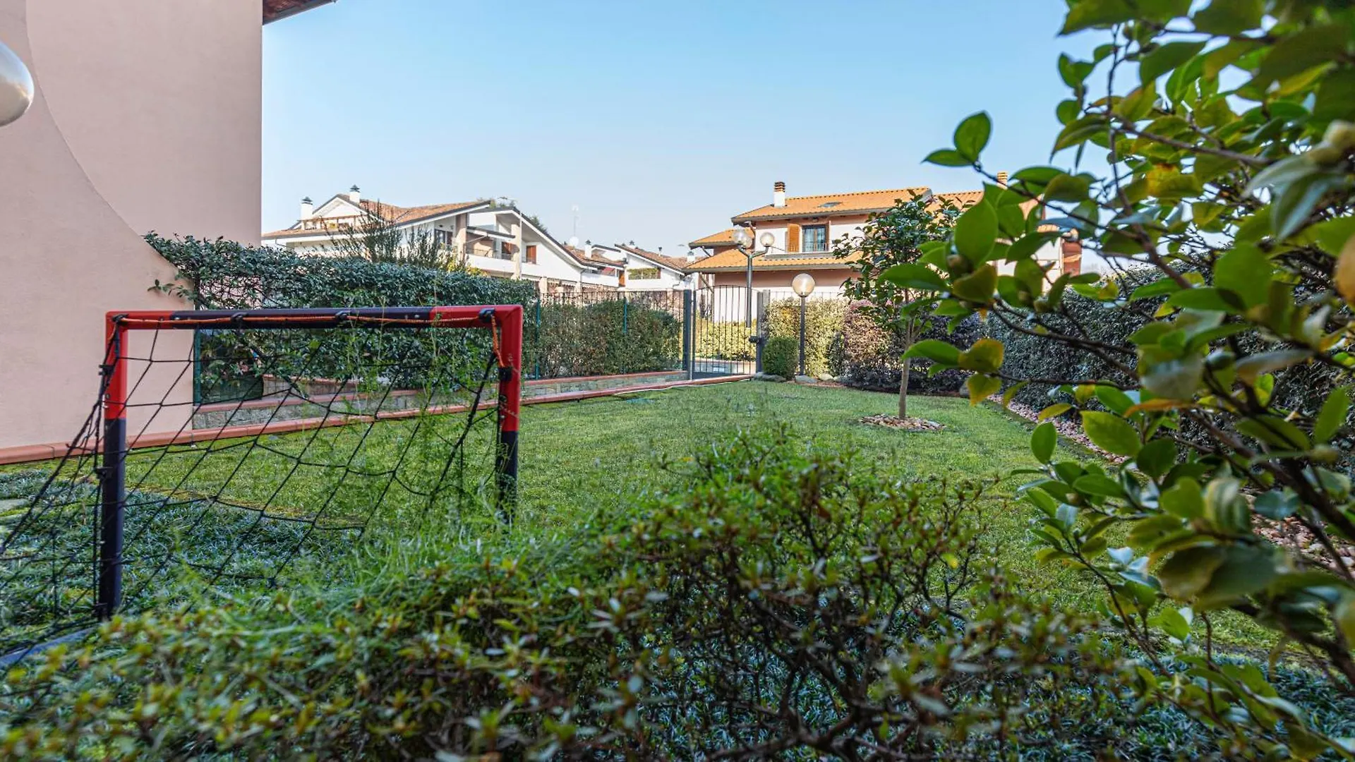 Italianway - Villa Donatori 레스모